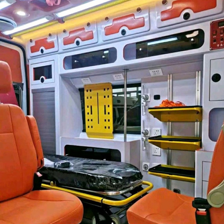 琼中长途救护车护送病人租赁价格